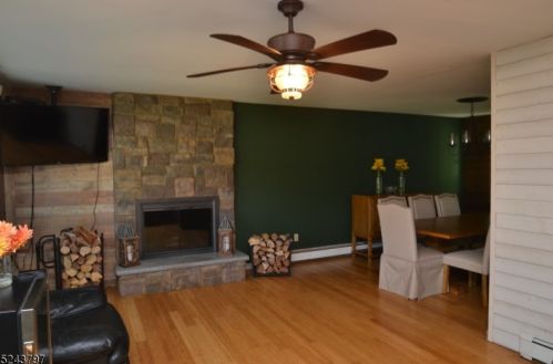 77 Decker Pond Rd, Andover, NJ 07821-2012