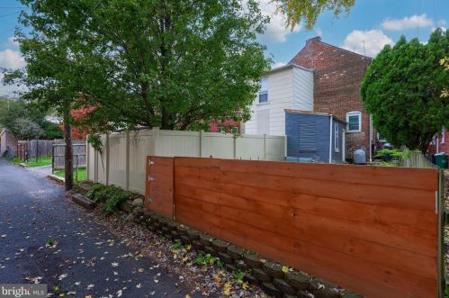 533 Chestnut St, Lancaster PA 17602-3018 exterior