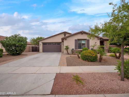 73 Crescent Way, Chandler AZ  85248-5150 exterior