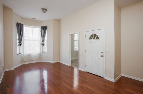 5129 30th St, Chicago, IL 60804-3580