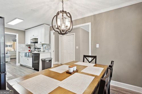 4096 Clay Dr, Atlanta GA  30360-2522 exterior