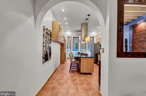 2728 13th St, Washington DC 20018-3901 exterior