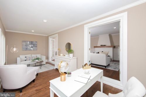 281 Rhoads Ave, Tavistock NJ  08033-1470 exterior