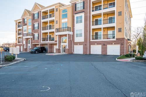 536 Doral Ct, Piscataway NJ  08854-6704 exterior