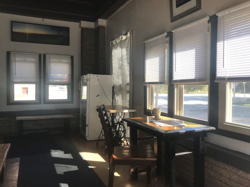 1304 Juneau Ave, Milwaukee WI 53233-1208 exterior