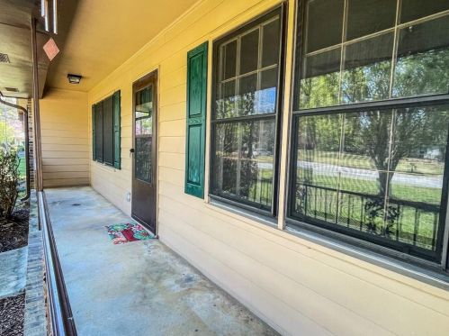 1725 Norton Estates Dr, Lithonia GA  30078-2750 exterior