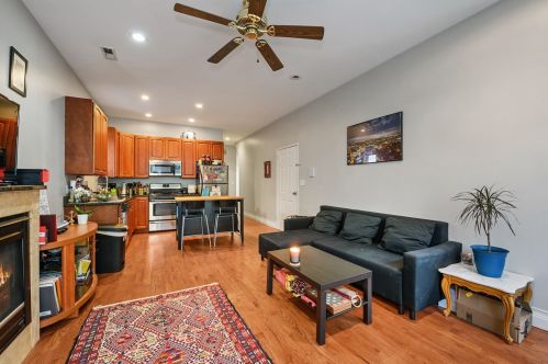 1427 17th St, Chicago IL 60608-2010 exterior