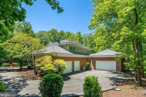 10011 Avenel Farm Dr, Rockville MD 20854-5410 exterior