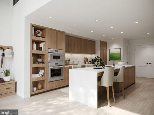 1332 8th St, Washington, DC 20001-4206