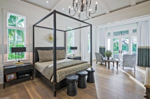 185 Cajeput Dr, Naples FL 34108-2611 exterior