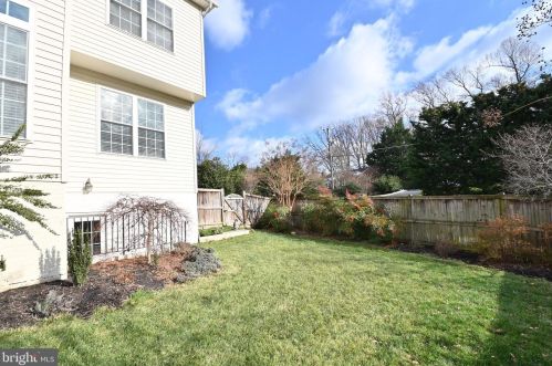 5718 Colfax Ave, Alexandria VA 22311-1012 exterior