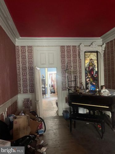 2209 Cumberland St, Philadelphia PA 19125-2204 exterior