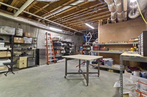 1152 Brookgate Way, Atlanta GA 30319-2881 exterior