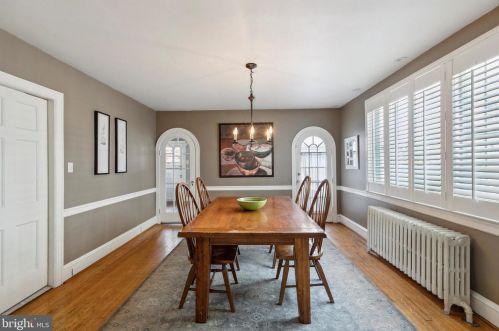 2924 Berkley Rd, Ardmore PA 19003-1805 exterior