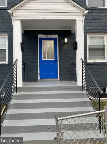 273 56th Pl, Washington DC  20019-6704 exterior