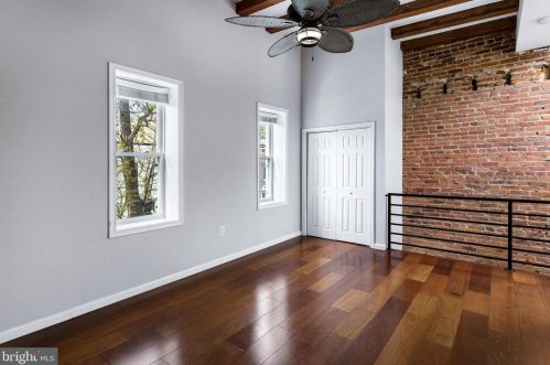 1234 Carrollsburg Pl, Washington DC 20024-4144 exterior