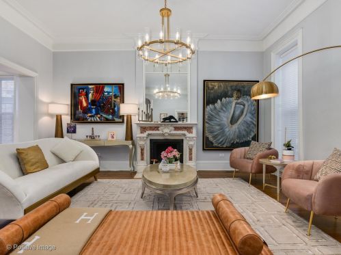 529 Wrightwood Ave, Chicago IL  60614-1794 exterior