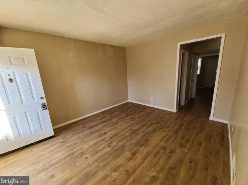 209 Adams St, Rockville MD  20850-1830 exterior