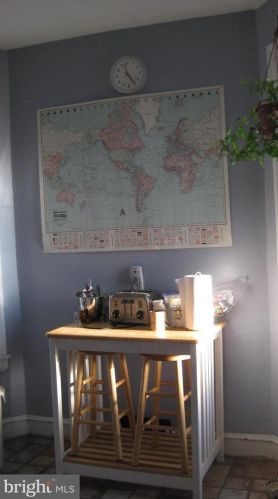 113 Walnut Ave, Ardmore PA 19003-2104 exterior