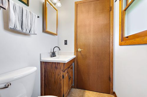 5430 Radcliffe Dr, Milwaukee WI 53223-1647 exterior