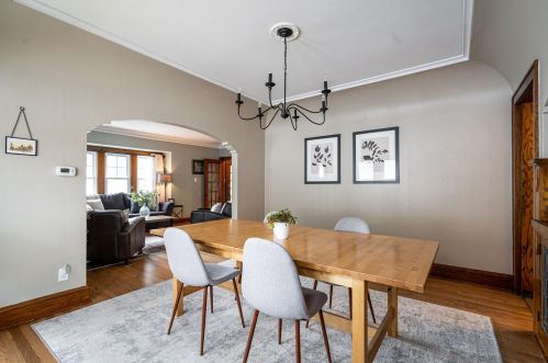 1374 58, Milwaukee WI 53214-5111 exterior