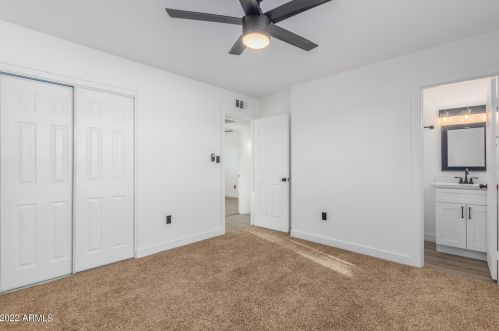 2605 50 Dr, Phoenix AZ 85031-1329 exterior