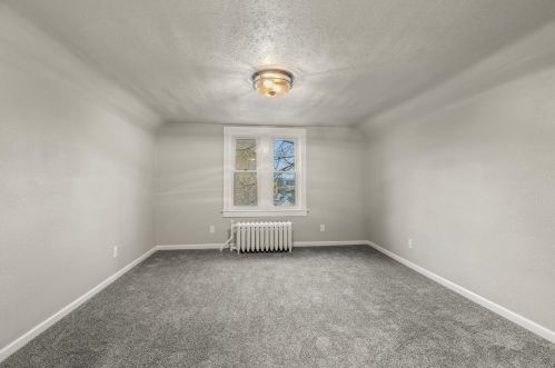 1527 30th St, Milwaukee WI  53208-2405 exterior