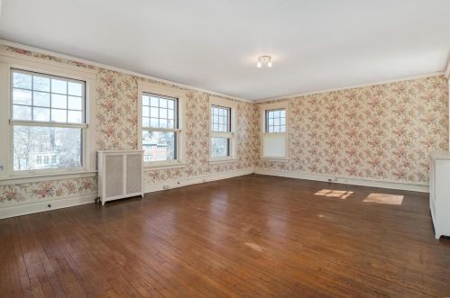 16 Kingsbury Pl, Saint Louis MO 63112-1825 exterior