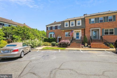 6340 Golf Crse Sq, Alexandria VA 22307-1225 exterior