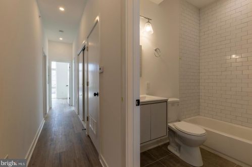 2062 2nd St, Philadelphia PA 19122-0033 exterior