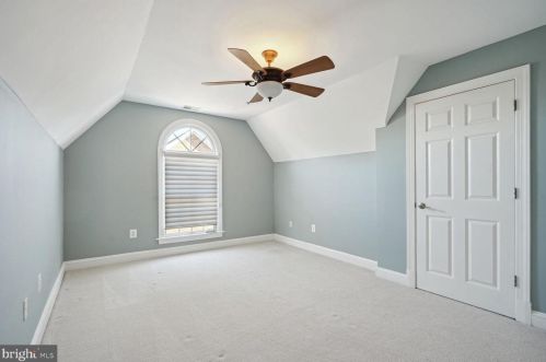 1320 Lessard Ln, Mc Lean VA  22101-3630 exterior