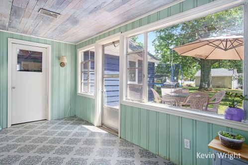 2412 Mccracken St, Meskegon MI 49441-1445 exterior