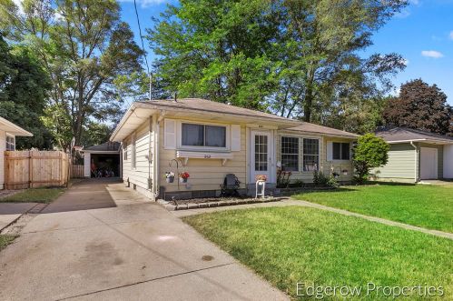 862 Buckingham St, Wyoming MI 49509-2827 exterior