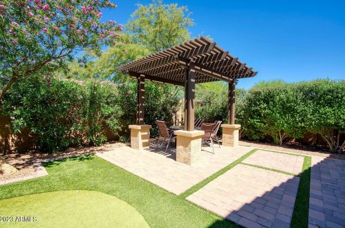 33044 26th Ln, Phoenix AZ  85085-8915 exterior