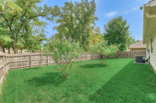 12222 Hawthorne Dr, Montgomery TX 77356-5449 exterior