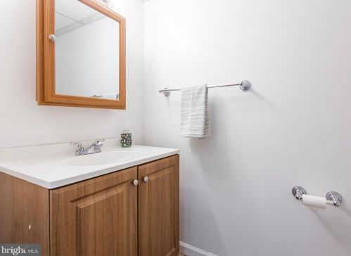 1067 Academy Ave, Manor PA  19036-1213 exterior