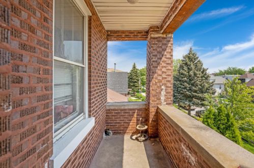 2818 72 Ct, Chicago IL 60707-1507 exterior