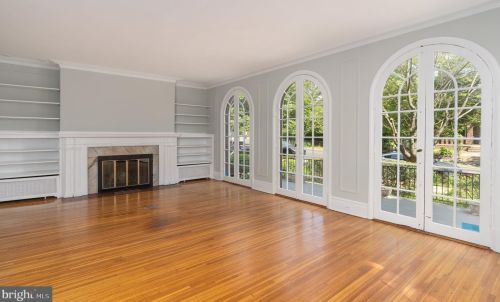 3524 Edmunds St, Washington DC 20007-1463 exterior