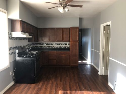 1113 123rd St, Chicago, IL 60827-5834