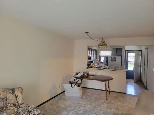 1122 Berkley Cir, Mishawaka, IN 46544-4810