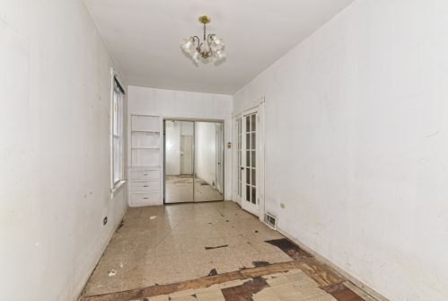 1109 18 St, Milwaukee WI 53233-1131 exterior