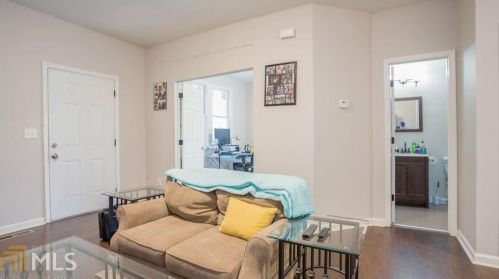 1968 Jones St, Atlanta GA 30344-4108 exterior