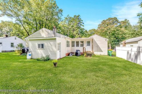 30 Cedar St, Plumsted Township NJ 08533-1703 exterior