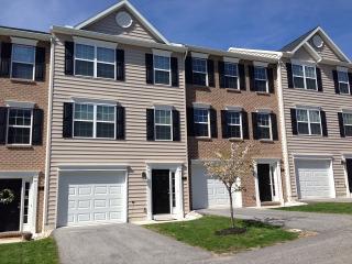 38 Mustang Dr, Hanover PA  17331-3495 exterior