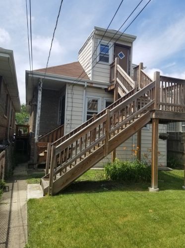 6509 Campbell Ave, Chicago, IL 60645-5329