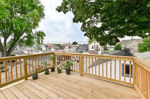 1137 49, Milwaukee WI 53214-3527 exterior