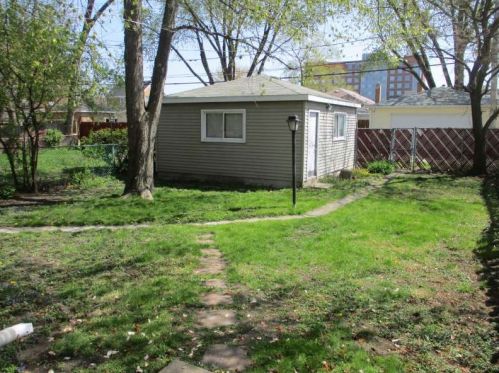 9437 Sacramento, Chicago IL 60805-2635 exterior