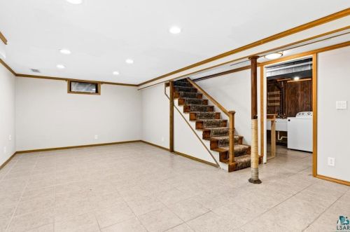 8431 Vinland St, Duluth MN 55810-1449 exterior