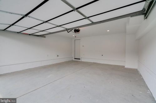 959 Marshall St, Philadelphia PA 19122 exterior