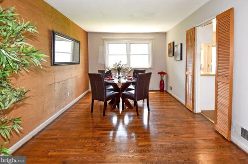 2208 Ellis St, Silver Spring, MD 20910-1119